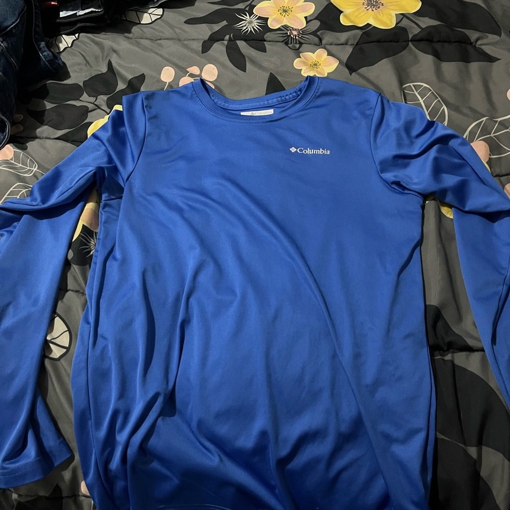 Boys L Columbia dri-fit shirt